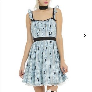 DISNEY ALICE IN WONDERLAND RUFFLE COSPLAY DRESS